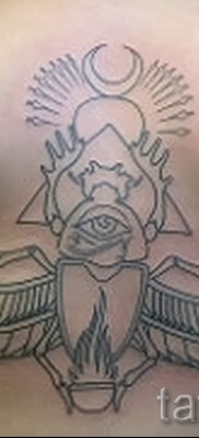 Примерна снимка на татуировка на скарабей 21