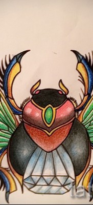Примерна снимка на татуировка на скарабей 10