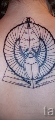 Пример за снимка на татуировка на скарабей 2