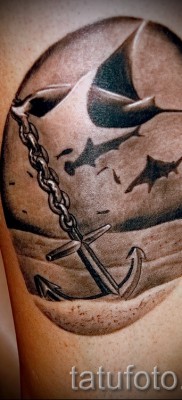 Fényképes példa egy csípős tetoválásra 21