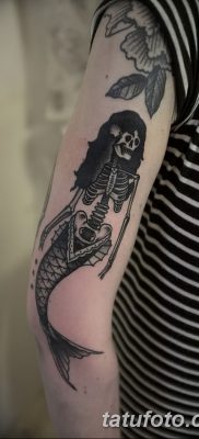 fotó egy csontváz tetoválásról, kelt 2017.08.28. №049 - tetováló csontváz -