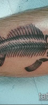 Fénykép halak csontváz tetoválásról - példa rajz - 30052017 - példa - 042 Hal csontváz tetoválás