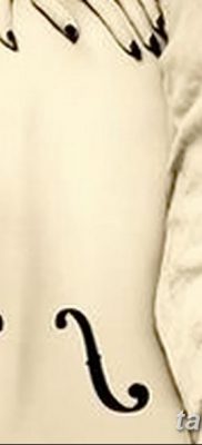 fotó tetoválás Hegedű kelt 2017.12.26. №014 - tetoválás hegedű -