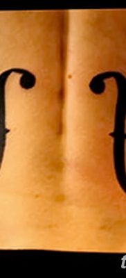 fotó tetoválás Hegedű kelt 2017.12.26. №051 - tetováló hegedű -