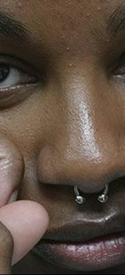 fotó szakadásról az arcon tetoválás dátuma: 2018.04.16.