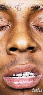 fotó egy könnycsepp tetoválásról az arcán, keltezés 2018.04.16. 006 - tetoválás szakadás az arcon -