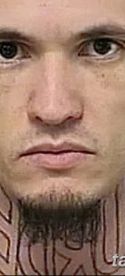 fotó egy könnycsepp tetoválásról az arcon, 2018.04.16. №015 - tetoválás szakadás az arcán -