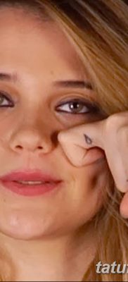 fotó egy könnycsepp tetoválásról az arcon, 2018.04.16. №023 - tetoválás szakadás az arcán -