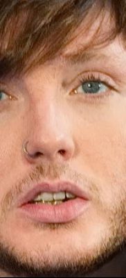 fénykép egy könnycsepp tetoválásról az arcon, 2018.04.16., №035 - tetoválás szakadás az arcán -