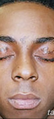 fotó egy könnycsepp tetoválásról az arcon, 2018.04.16. №036 - tetoválás szakadás az arcán -