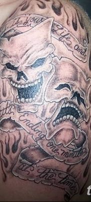 Fotó a tetoválásról most nevetni sírni később 2018.08.17. №038 - Mosolyogj most sírj később -