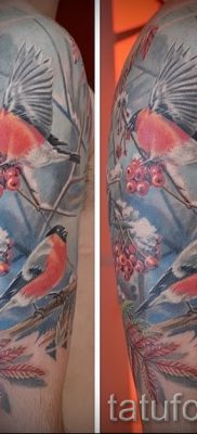 Érdekes változata annak az ötletnek, hogy egy bikaujjat tetováljunk egy kész tetováláson a fotón - egy cikkhez a bullfinch tetoválás jelentéséről