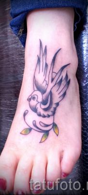 Szokatlan változata annak az ötletnek, hogy egy képen látható tetoválást készítsünk egy bikaviadalt - egy cikk számára a bullfinch tetoválás jelentéséről