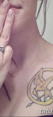 fotó a Mockingjay tetoválásról, 2017. 09. 25 -én, 034. sz. - Tetoválási játékok -