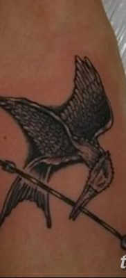 fotó a Mockingjay tetoválásról, 2017. 09. 25 -én, 035. sz. - Tattoo Hunger Games -