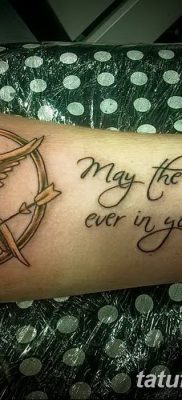 fotó a Mockingjay tetoválásról, 2017. 09. 25 -én, 039. sz. - Tetoválás -éhezők viadala -