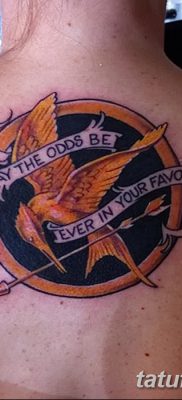 fotó a Mockingjay tetoválásról, 2017. 09. 25 -én, 042. sz. - Tetoválás -éhezők viadala -