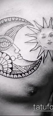 fotó a nap és a hold tetoválásról (jelentése) - egy példa egy érdekes tetoválási tervre - 043