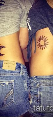 fotó a nap és a hold tetoválásról (jelentése) - egy példa egy érdekes tetoválási tervre - 028