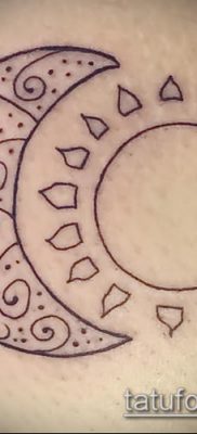 fotó a nap és a hold tetoválásról (jelentése) - egy példa egy érdekes tetoválási tervre - 021