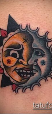 fotó a nap és a hold tetoválásról (jelentése) - egy példa egy érdekes tetoválási tervre - 019