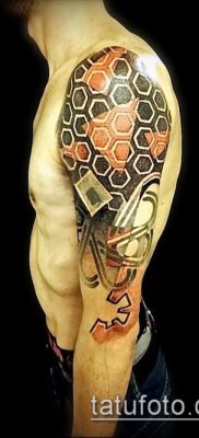 méhsejt tetoválás fotó (jelentése) - példa egy érdekes tetoválási rajzra - 042