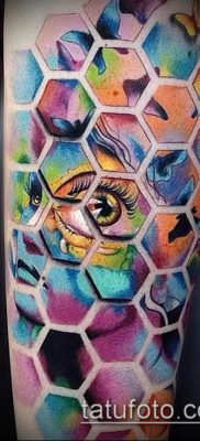 méhsejt tetoválás fotó (jelentése) - példa egy érdekes tetoválási rajzra - 030