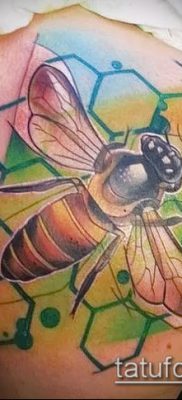 méhsejt tetoválás fotó (jelentése) - példa egy érdekes tetoválási tervre - 025