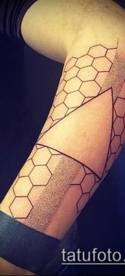 méhsejt tetoválás fotó (jelentése) - példa egy érdekes tetoválási tervre - 010