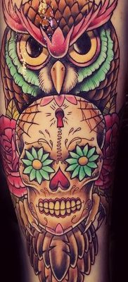 fotó bagoly tetoválásról koponyával 2017.10.23., 008 - tetoválóbagoly koponyával -