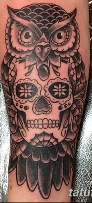 fotó bagoly tetoválásról koponyával 2017.10.23. №010 - tetoválóbagoly koponyával -