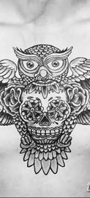 fotó bagoly tetoválásról koponyával 2017.10.23. №014 - tetoválóbagoly koponyával -