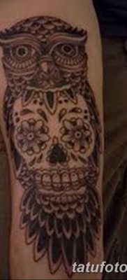 fotó egy bagoly tetoválásról koponyával 2017.10.23. №032 - tetoválóbagoly koponyával -