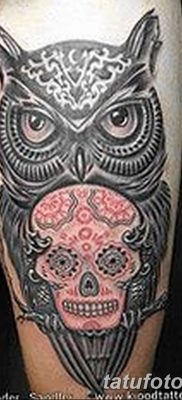 fotó egy bagoly tetoválásról koponyával 2017.10.23. №046 - tetoválóbagoly koponyával -