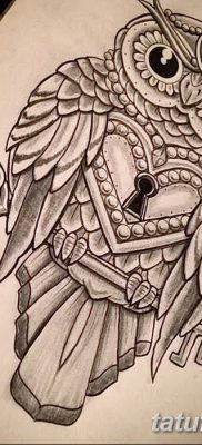 fotó bagoly tetoválásról, kulccsal, kelt, 2017.10.18., 003 - bagoly tetoválás kulccsal -