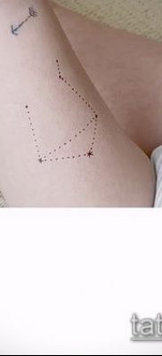fotó egy csillagkép tetoválásról (jelentése) - példa egy érdekes tetoválási tervre - 101