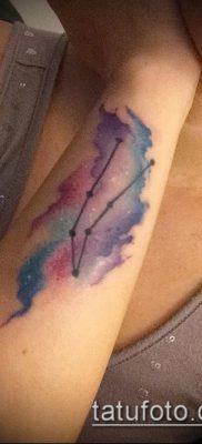 fotó egy csillagkép tetoválásról (jelentése) - példa egy érdekes tetoválásrajzra - 098