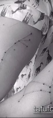 fotó egy csillagkép tetoválásról (jelentése) - példa egy érdekes tetoválásrajzra - 085