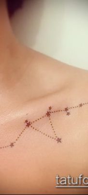 fotó egy csillagkép tetoválásról (jelentése) - példa egy érdekes tetoválásrajzra - 079