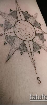 fotó egy csillagkép tetoválásról (jelentése) - példa egy érdekes tetoválásrajzra - 059