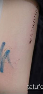 fotó egy csillagkép tetoválásról (jelentése) - példa egy érdekes tetoválási rajzra - 047