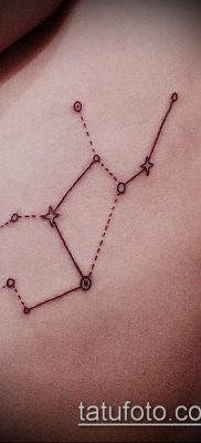 fotó egy csillagkép tetoválásról (jelentése) - példa egy érdekes tetoválásrajzra - 021