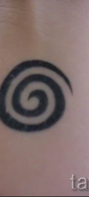 Fénykép egy spirál tetoválásról egy cikkhez a tetoválás jelentéséről ezzel a mintával - tatufoto.ru - 63