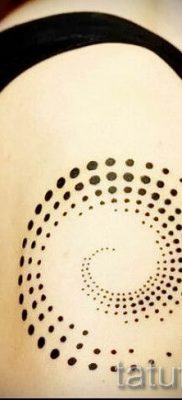 Fénykép egy spirál tetoválásról egy cikkhez a tetoválás jelentéséről ezzel a mintával - tatufoto.ru - 24