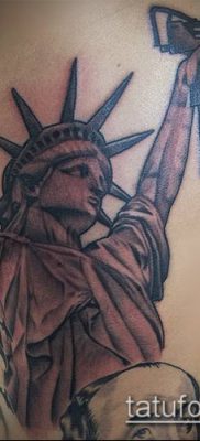 foto TATTOO STATUE OF FREEDOM (Tattoo) (betydning) - eksempel tegning - 096