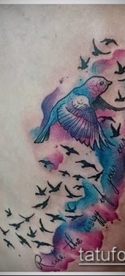 tetováló madárcsapat № 668 - a kép méltó változata, amely jól használható a madárcsapat véglegesítésére és tetoválásként történő alkalmazására az égen