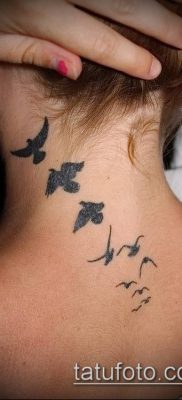 madárcsapat tetoválás # 99 - a minta exkluzív változata, amely jól használható a madárállomány véglegesítésére és felhelyezésére tetoválásként a karon