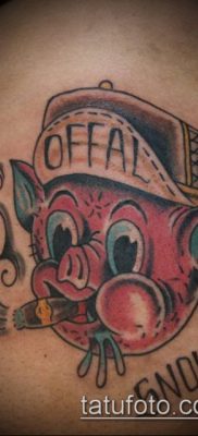 32. számú disznótetoválás - a minta exkluzív változata, amely könnyen használható feldolgozásra és disznótetoválásként történő alkalmazásra