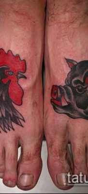 malac tetoválás # 378 a minta méltó változata, amely sikeresen használható a disznó és a kakas tetoválás átalakítására és alkalmazására