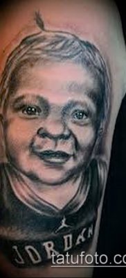 Rebbe tetovált portréja - 01072017 - példa - 056 Tattoo portrait child_